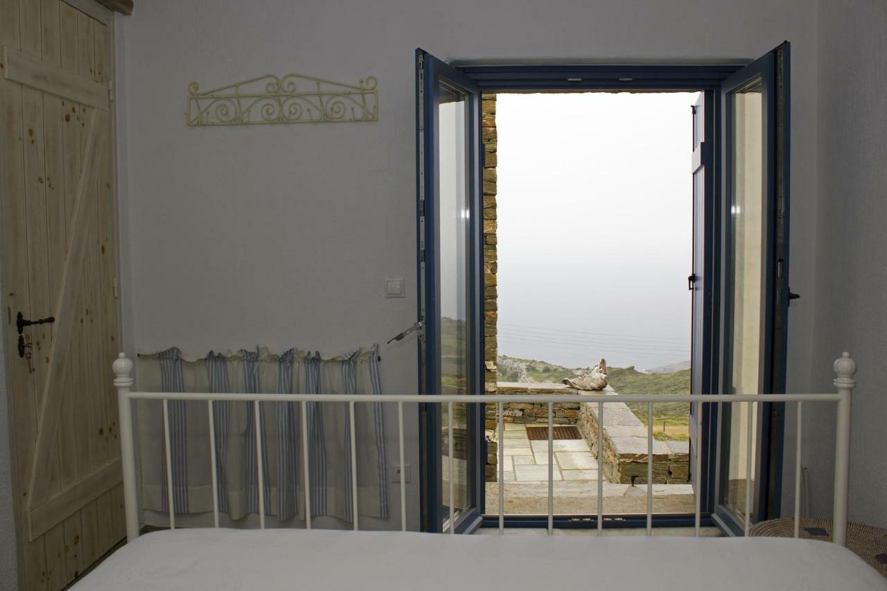 Bioclimatic Stone Built Villa Kastriani Екстер'єр фото
